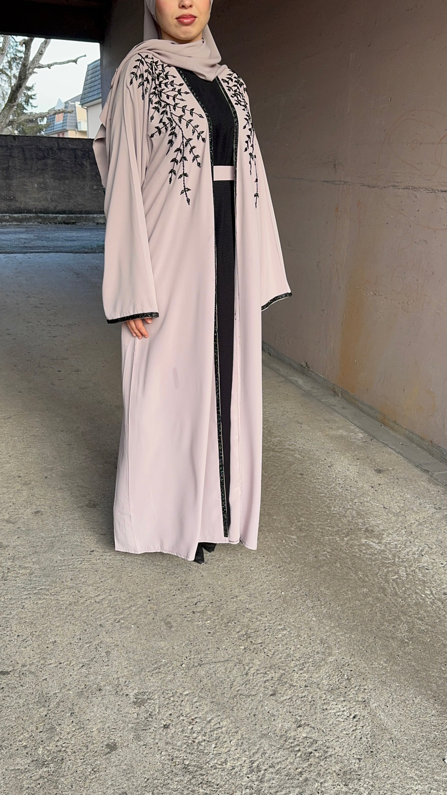 Abaya Freesia